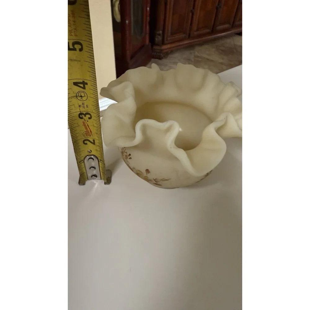 Fenton Custard Glass Ruffled Edge‎ Rose Bowl Vase Hand painted Signed Vintage